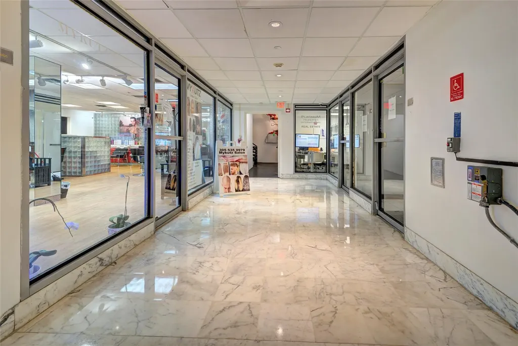 1000 West Avenue Miami Beach FL 33139