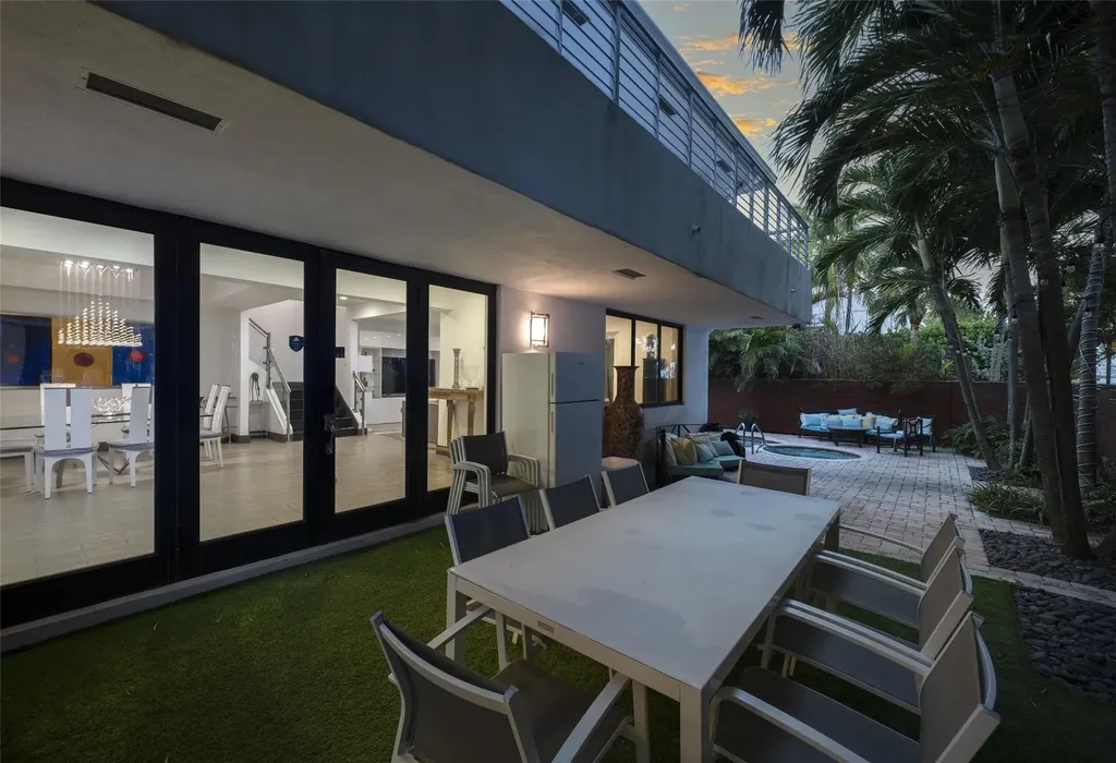 2301 N Atlantic Boulevard Fort Lauderdale FL 33305