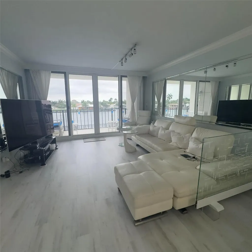 Pompano Beach FL 33062