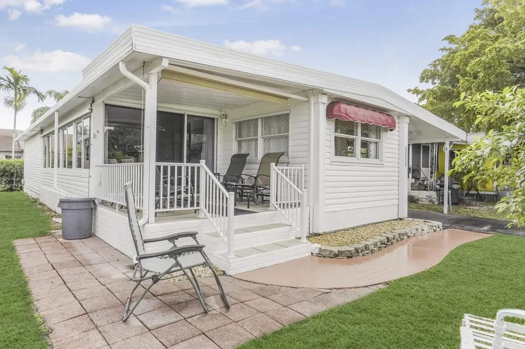 5670 SW Cypress Drive Fort Lauderdale FL 33312