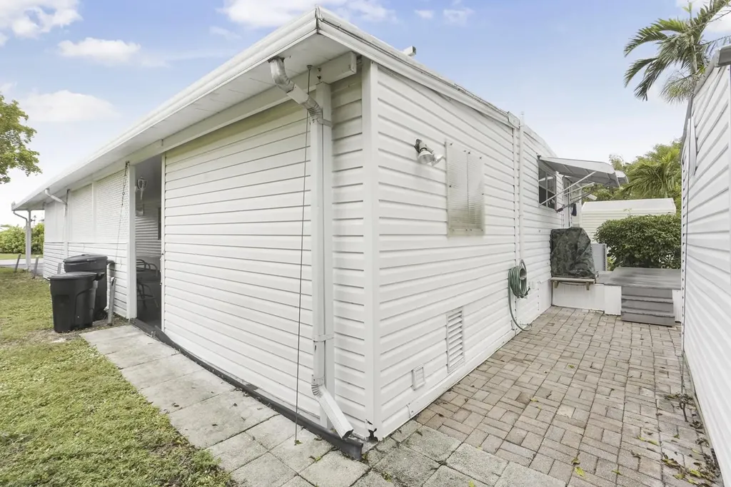 5670 SW Cypress Drive Fort Lauderdale FL 33312