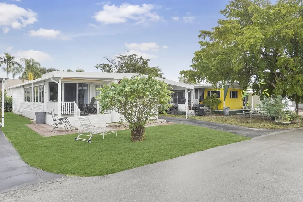 5670 SW Cypress Drive Fort Lauderdale FL 33312