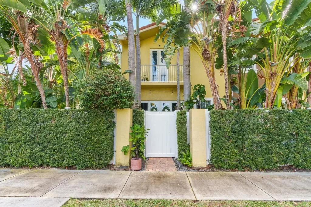 3448 NE 13th Avenue Oakland Park FL 33334