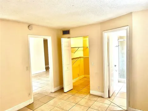 4425 Treehouse Lane Tamarac FL 33319