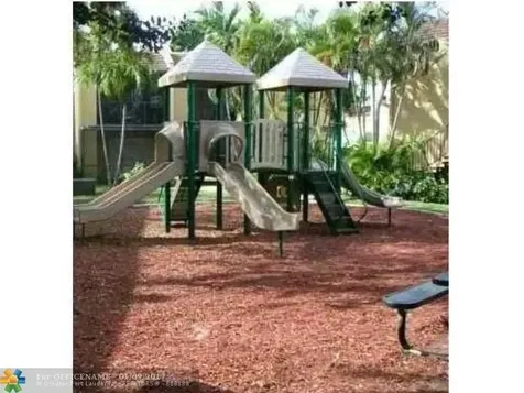 4425 Treehouse Lane Tamarac FL 33319
