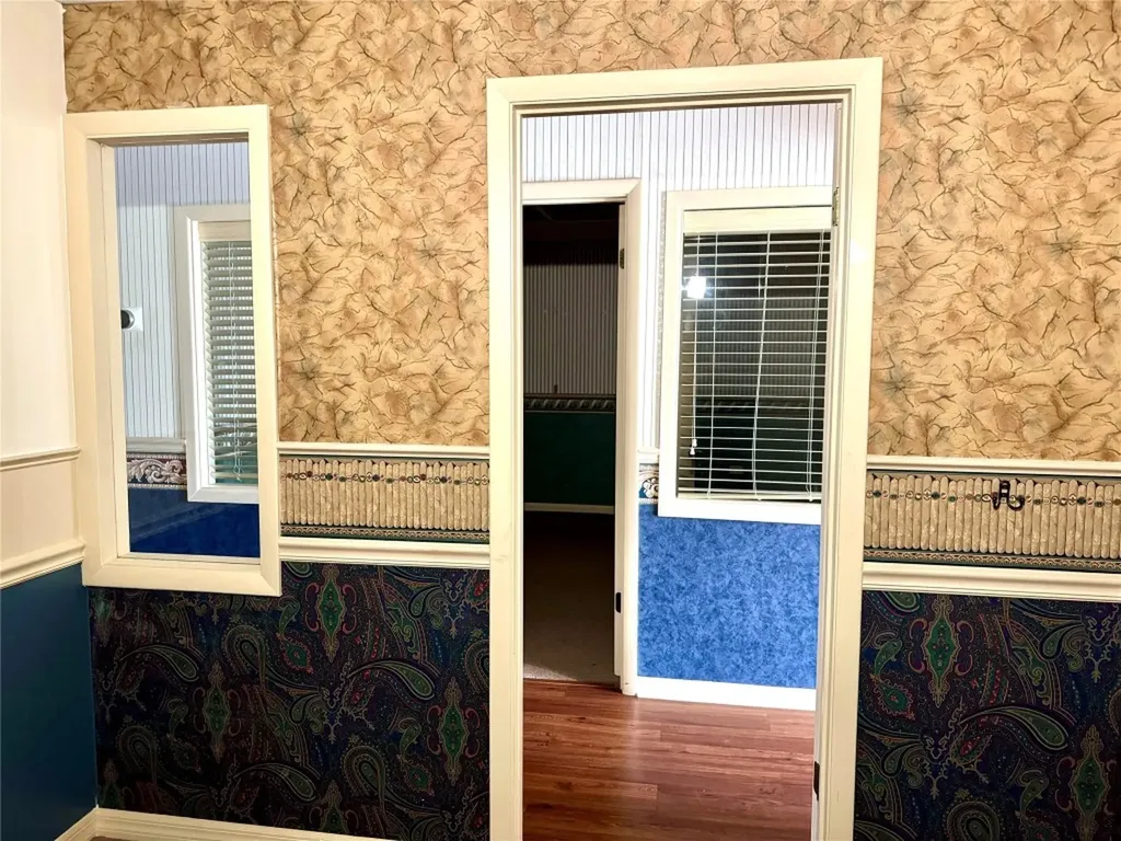 145 S Ridgewood Drive Sebring FL 33870