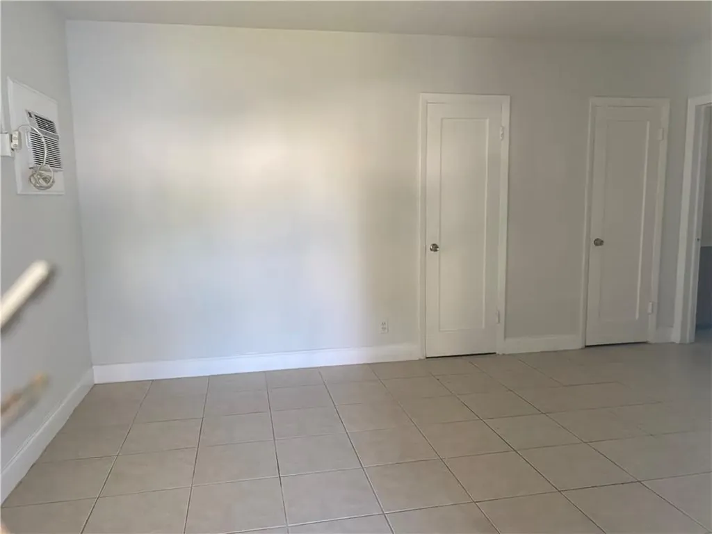 1906 Mckinley Street Hollywood FL 33021