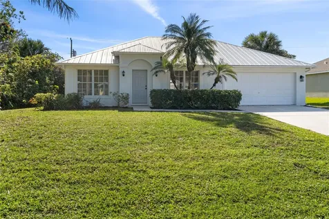 1055 18th Street Vero Beach FL 32962