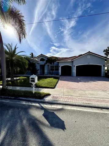 982 SW 159th Drive Pembroke Pines FL 33027