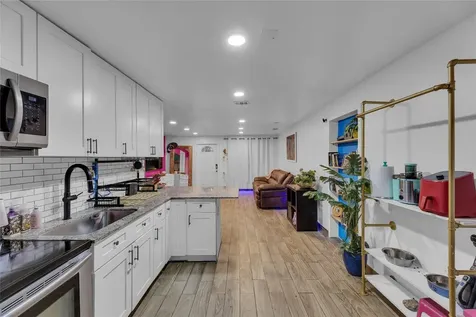 5907 S Farragut Drive Hollywood FL 33021