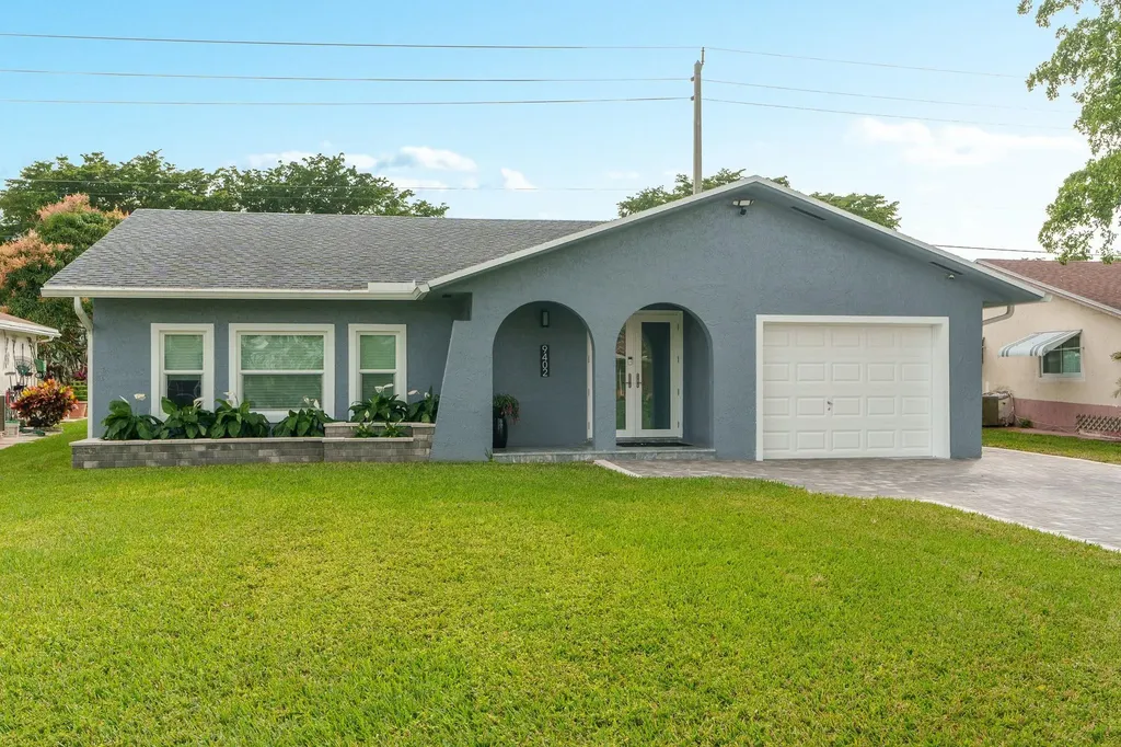 9402 NW 70th Street Tamarac FL 33321