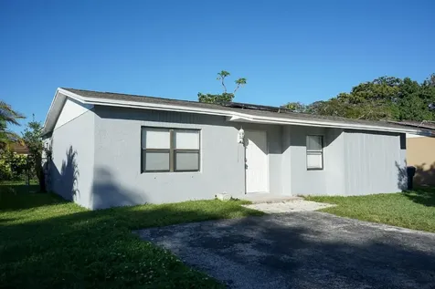 7709 SW 7th Street North Lauderdale FL 33068