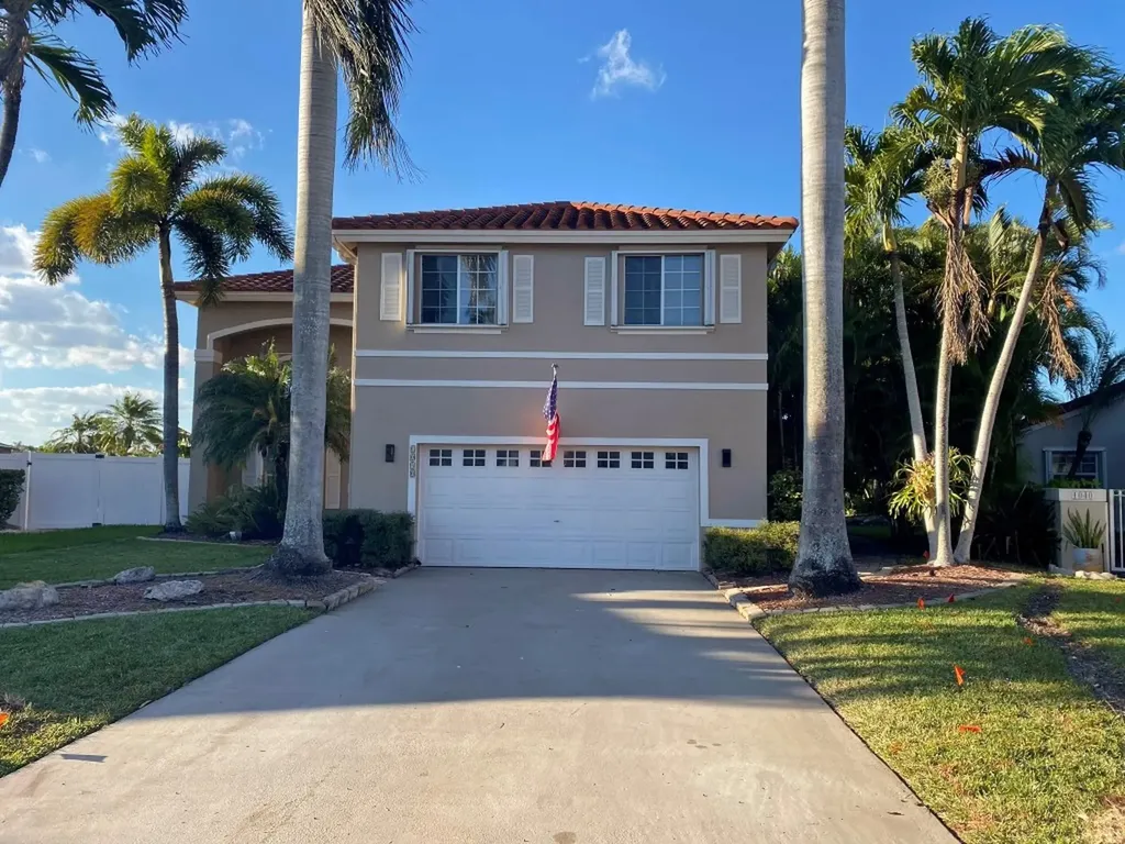 1030 NW 192nd Avenue Pembroke Pines FL 33029