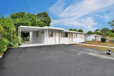 5501 NW 175th Street Miami Gardens FL 33055