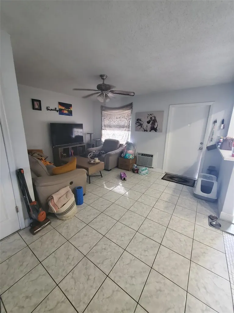 1021 NE 24th Avenue Pompano Beach FL 33062