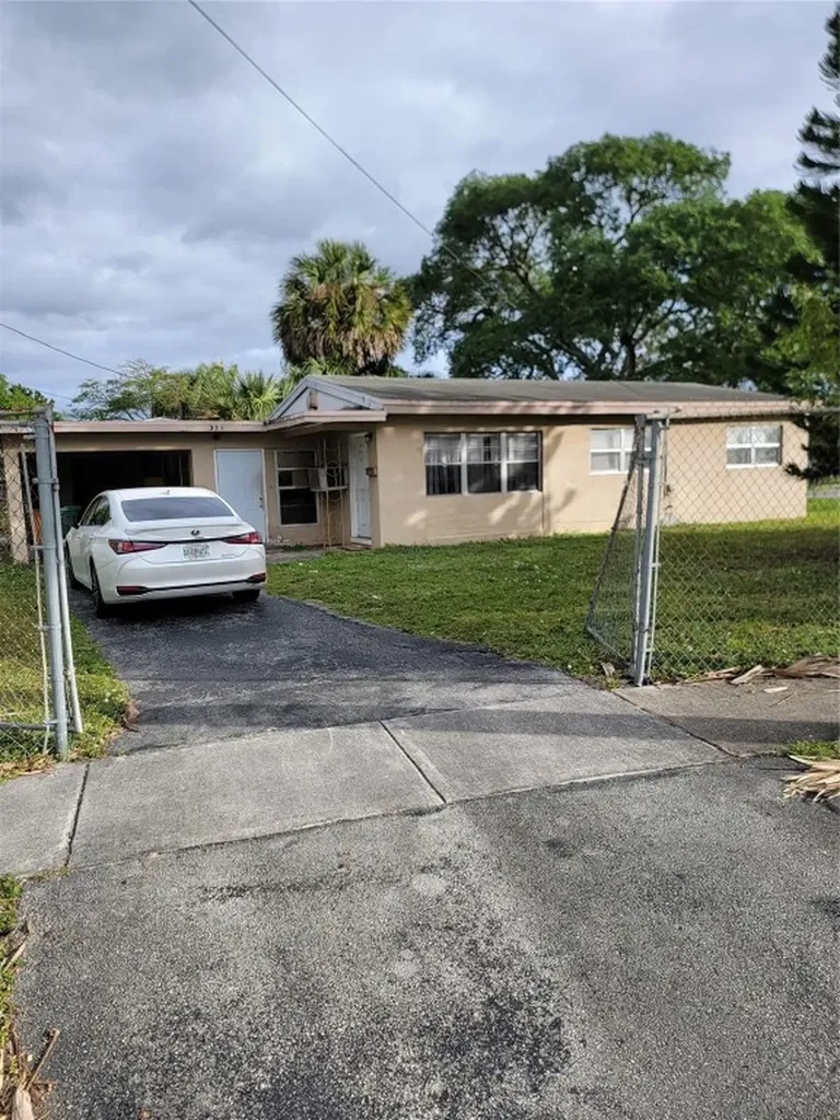 331 NW 39th Avenue Lauderhill FL 33311