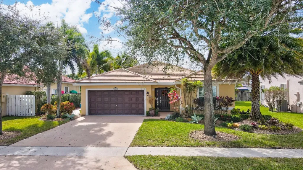18962 NW 23rd Place Pembroke Pines FL 33029