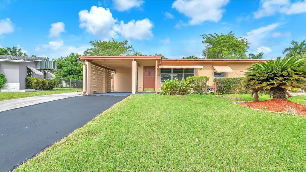 6211 NW 15th Street Margate FL 33063