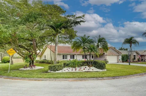 541 NW 113th Terrace Coral Springs FL 33071