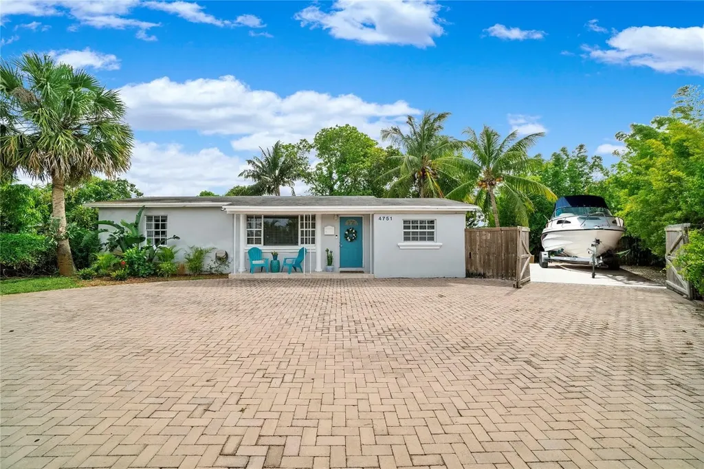 4751 NE 2nd Terrace Deerfield Beach FL 33064