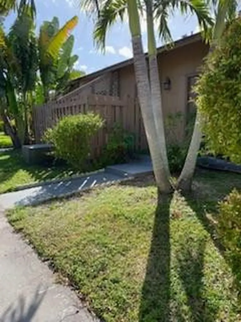 North Miami Beach FL 33179