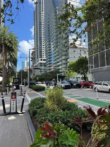 851 NE 1st Avenue Miami FL 33132