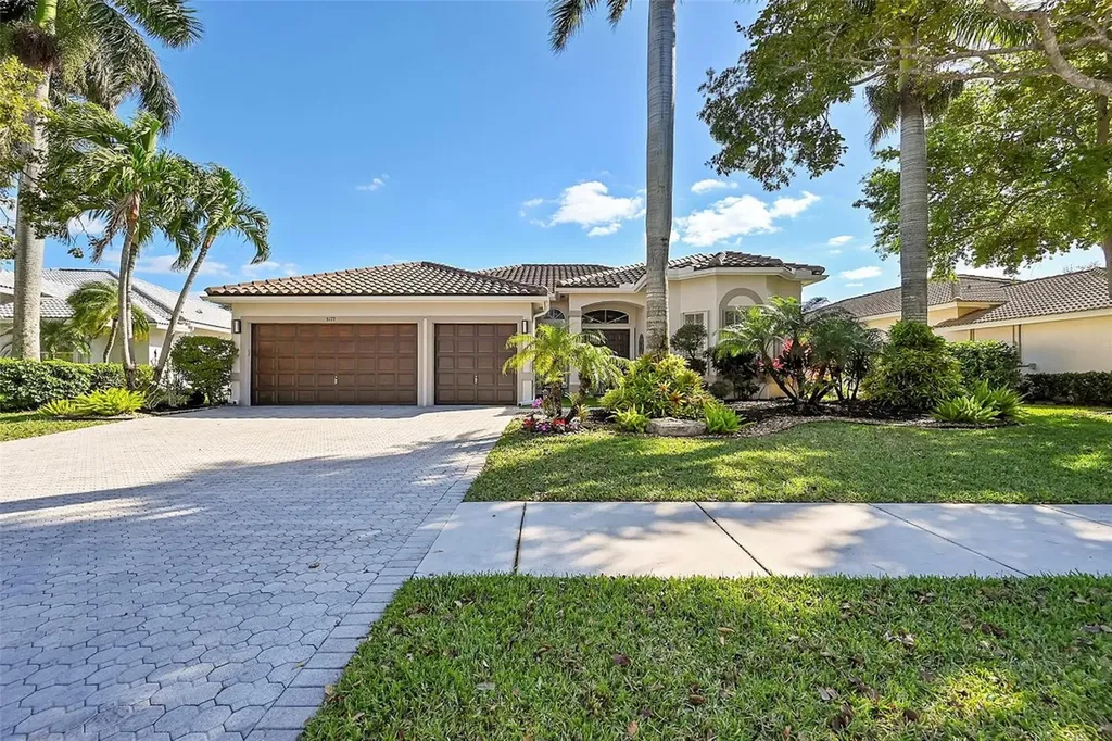5177 Kensington Circle Coral Springs FL 33076