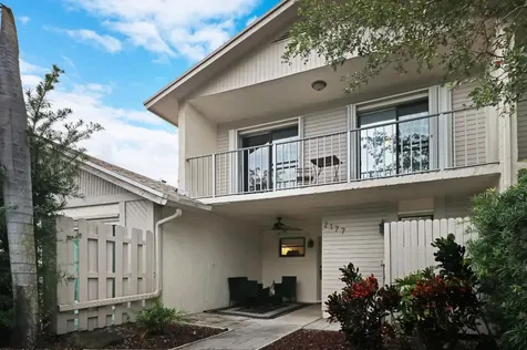 2177 Nova Village Drive Davie FL 33317