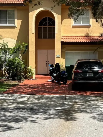 Davie FL 33325