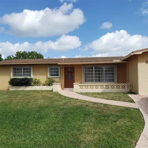 801 NW 93rd Avenue Pembroke Pines FL 33024
