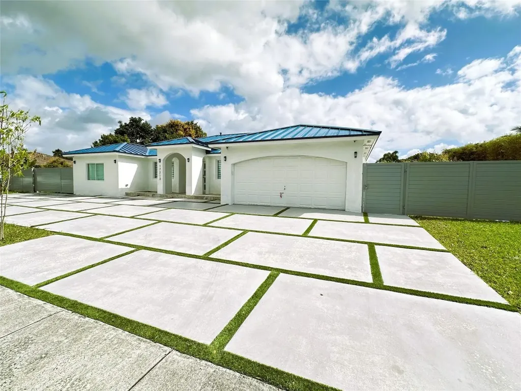 17213 SW 156th Court Miami FL 33187