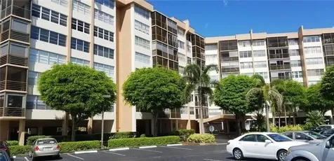 1400 Saint Charles Place Pembroke Pines FL 33026