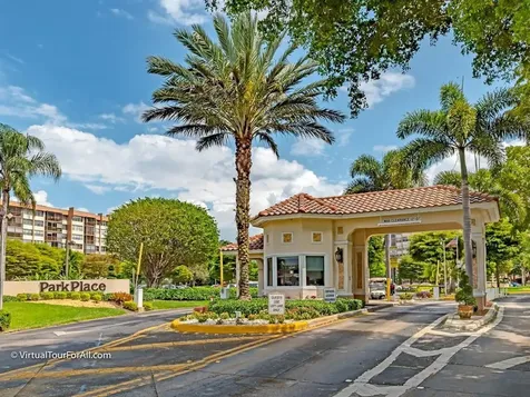 1400 Saint Charles Place Pembroke Pines FL 33026