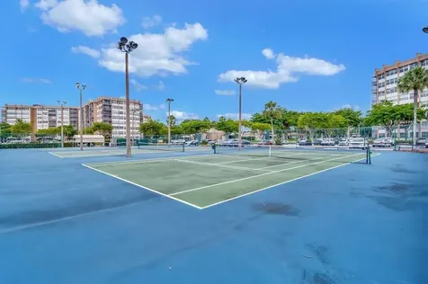 1400 Saint Charles Place Pembroke Pines FL 33026