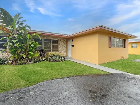 7061 NW 15th Street Plantation FL 33313