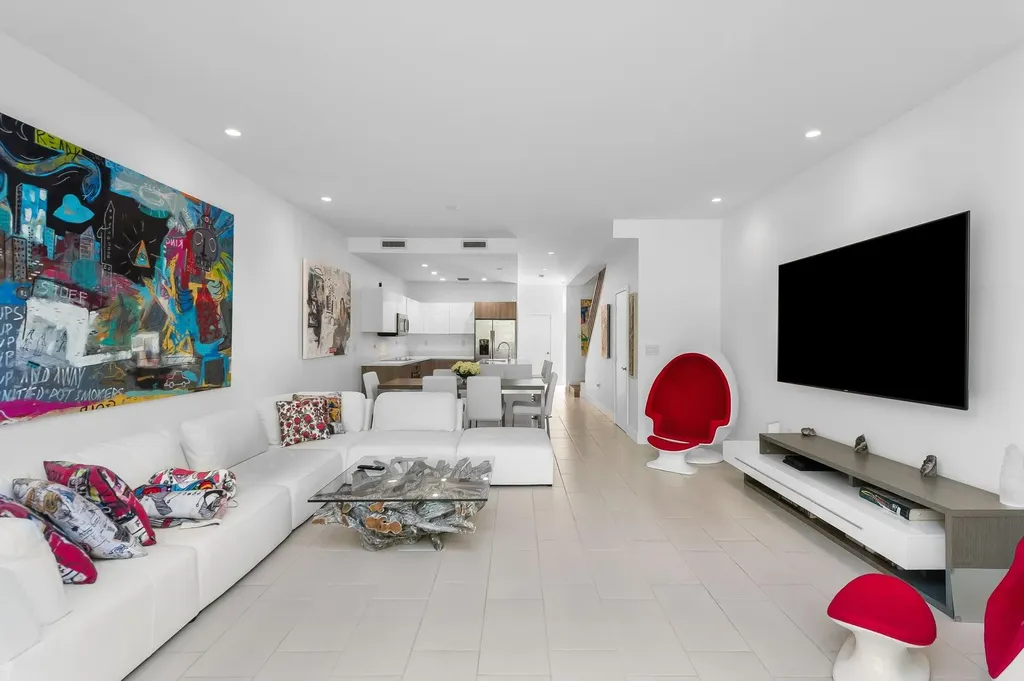 2477 NE 135th Street North Miami FL 33181