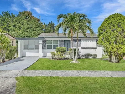6133 Dawson Street Hollywood FL 33023