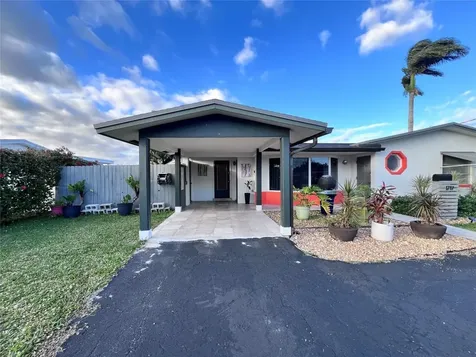 1717 NW 39th Street Oakland Park FL 33309