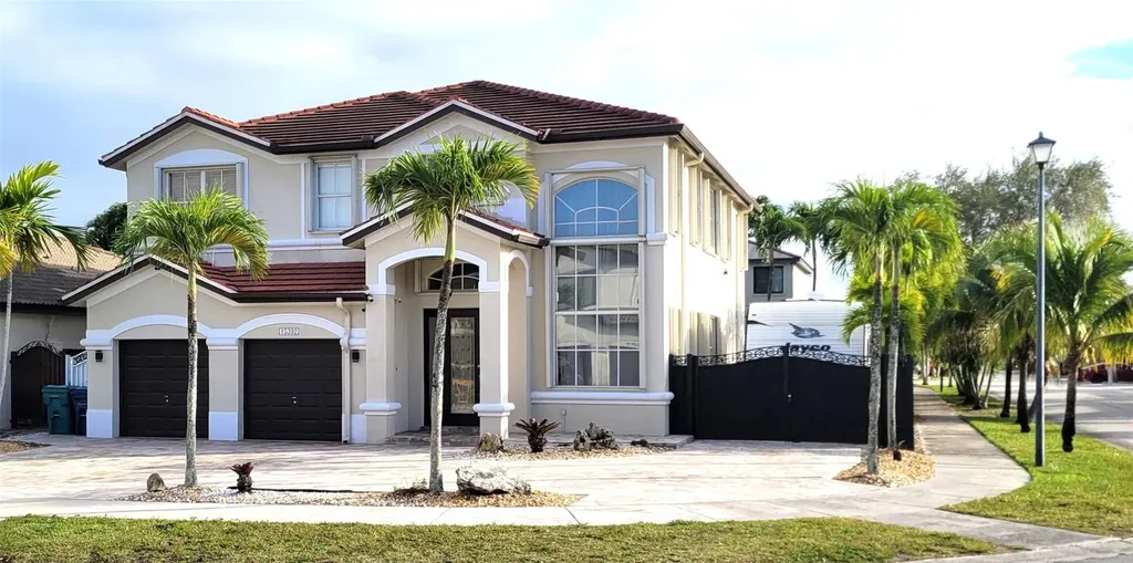 15392 SW 14th Lane Miami FL 33194