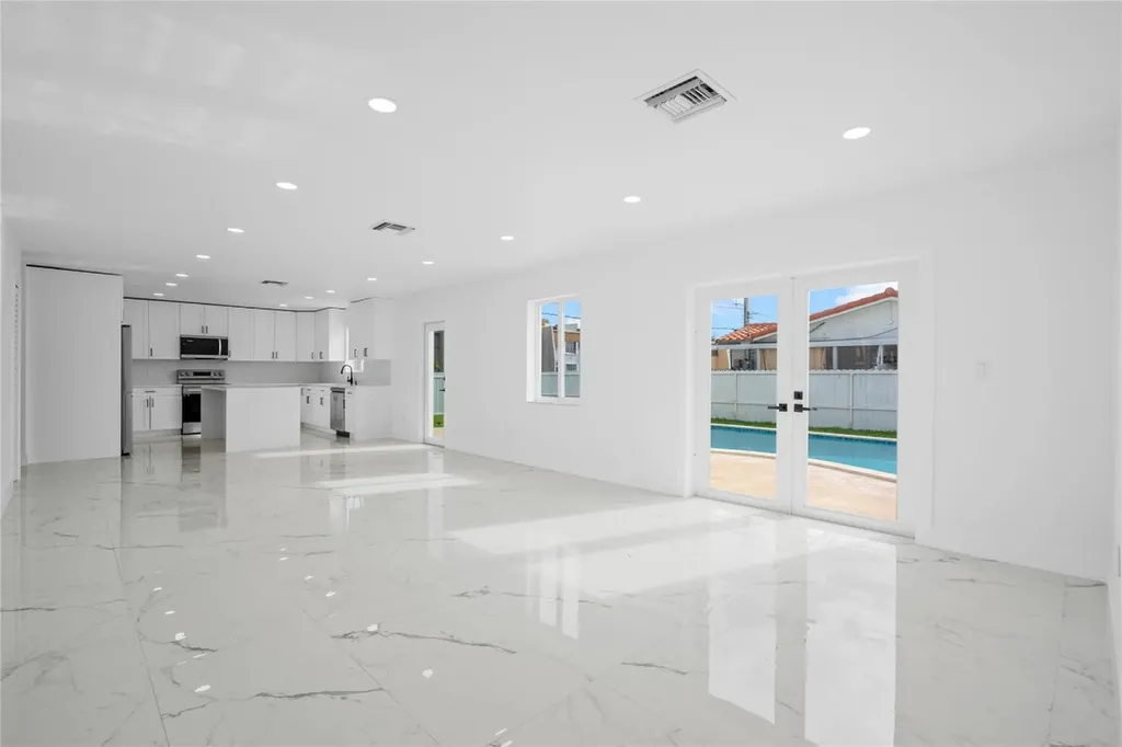 7999 W 8th Avenue Hialeah FL 33014
