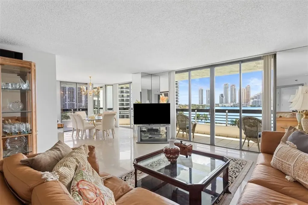 3530 Mystic Pointe Drive Aventura FL 33180