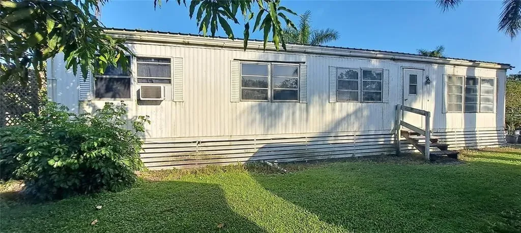 3321 38th Avenue Okeechobee FL 34974