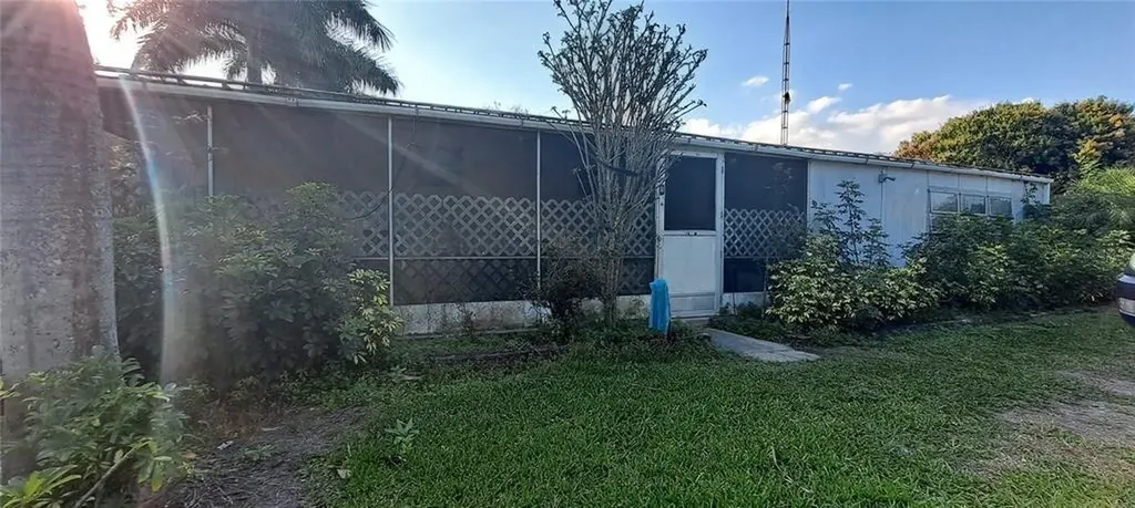 3321 38th Avenue Okeechobee FL 34974
