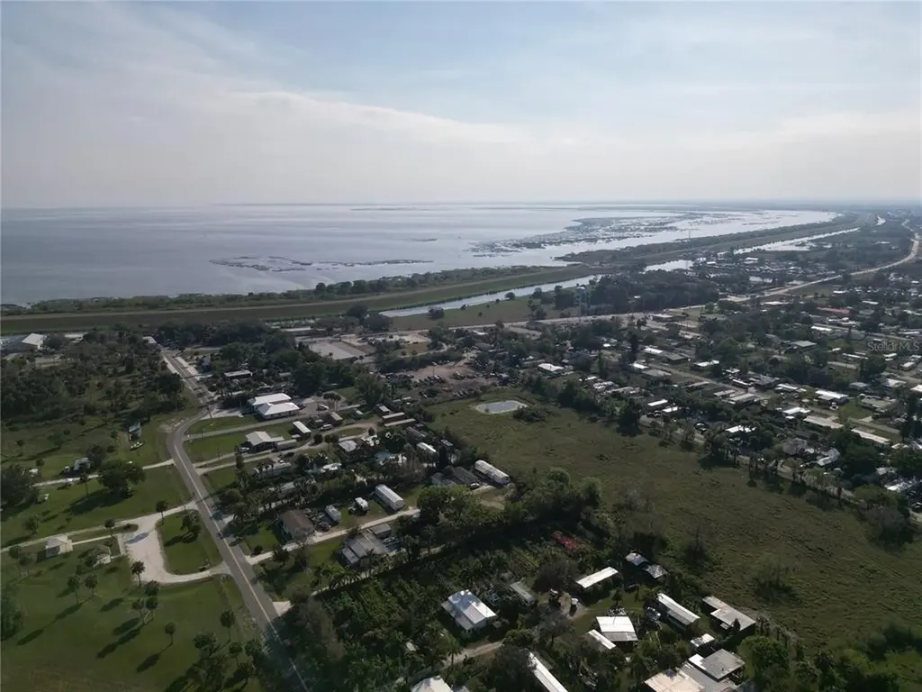 3321 38th Avenue Okeechobee FL 34974