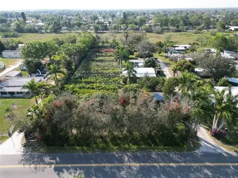 3321 38th Avenue Okeechobee FL 34974