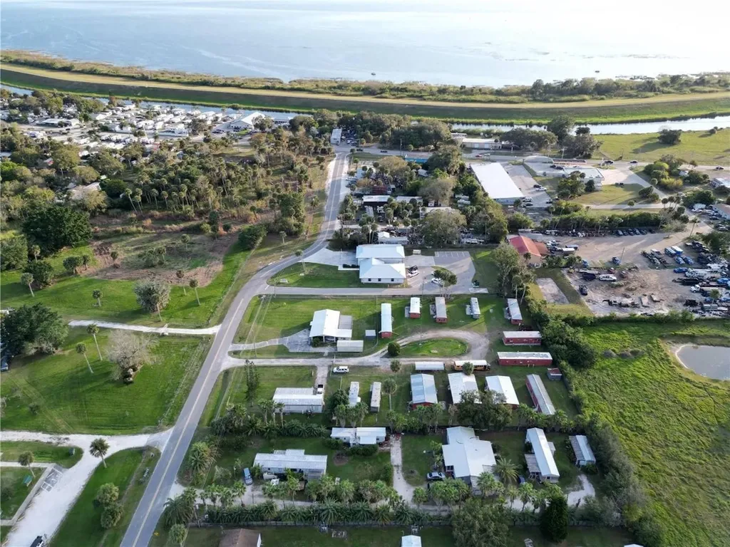 3431 38th Avenue Okeechobee FL 34974