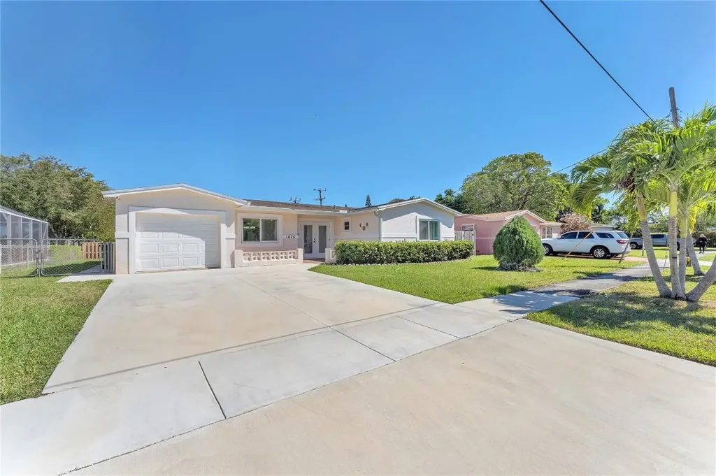 1676 NW 65th Avenue Margate FL 33063