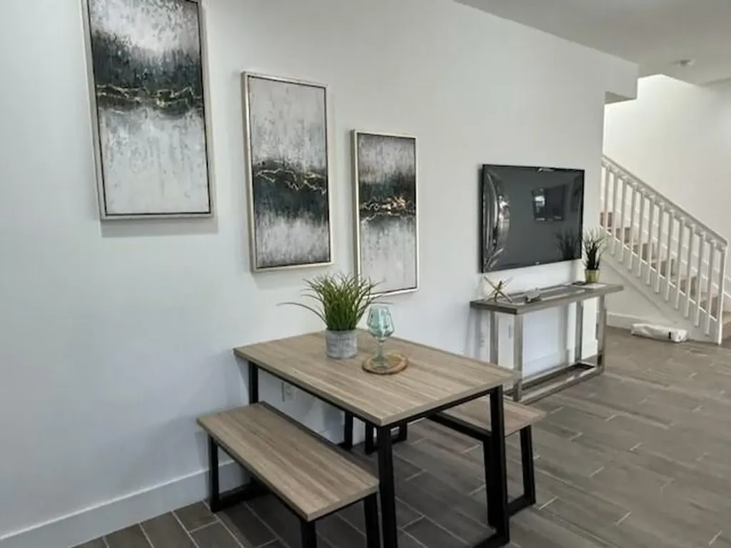 400 SE 22nd Street Fort Lauderdale FL 33316