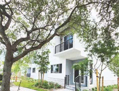 400 SE 22nd Street Fort Lauderdale FL 33316
