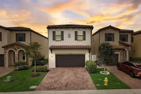 5313 NW 50th Terrace Tamarac FL 33319